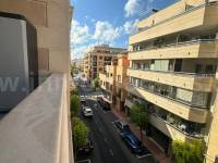 Resale - Apartment  - Torrevieja - Centro