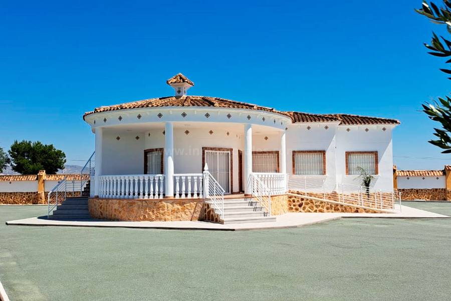 Venta - Casa de Campo - Catral