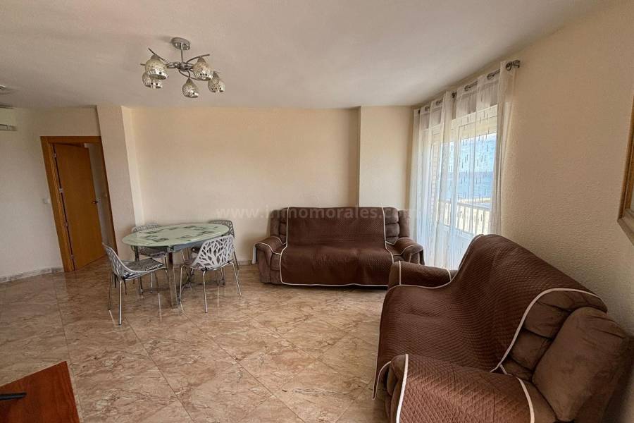 Resale - Apartment  - Torrevieja - Playa de los Locos