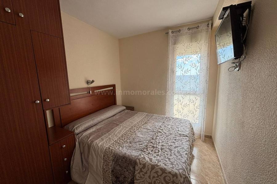 Resale - Apartment  - Torrevieja - Playa de los Locos