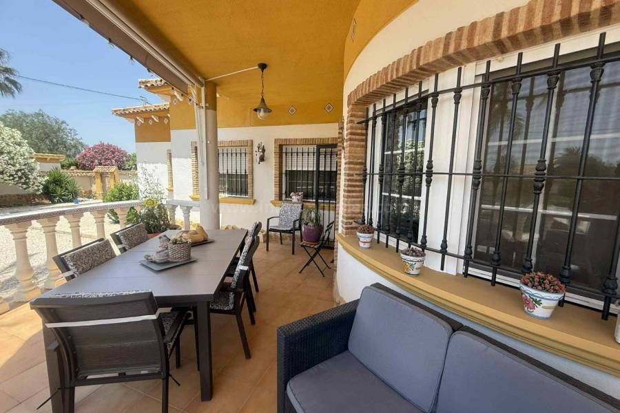 Resale - Country Villa   - Catral