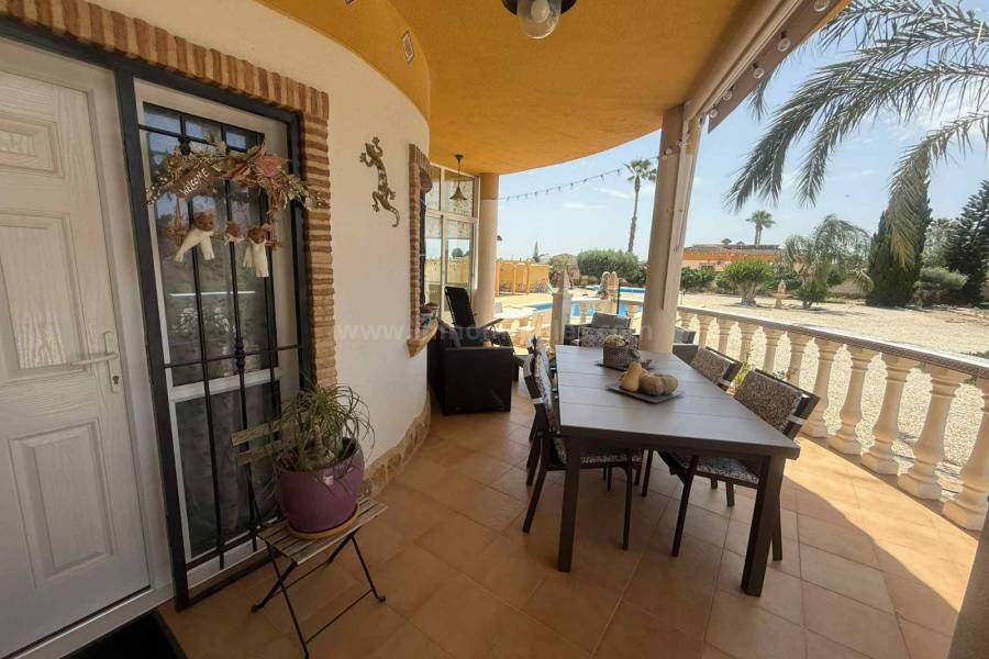 Resale - Country Villa   - Catral