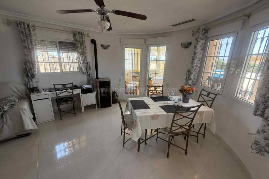 Resale - Country Villa   - Catral