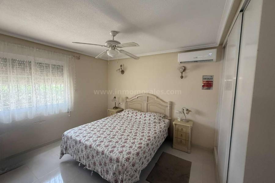 Resale - Country Villa   - Catral