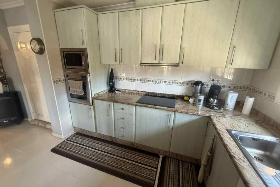 Resale - Country Villa   - Catral