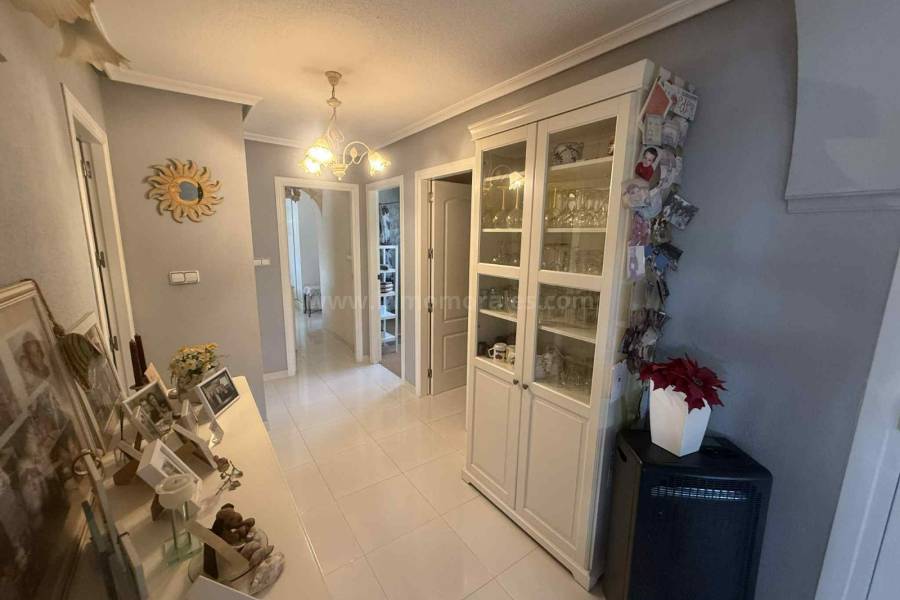 Resale - Country Villa   - Catral