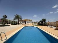 Resale - Country Villa   - Catral