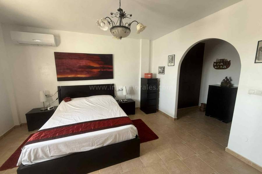 Revente - Maison individuelle / Villa - Almoradí