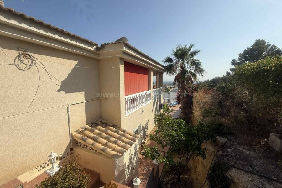 Revente - Maison individuelle / Villa - Almoradí