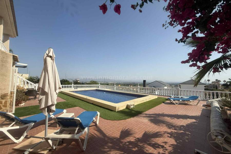 Revente - Maison individuelle / Villa - Almoradí