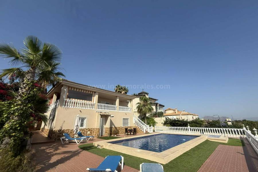 Revente - Maison individuelle / Villa - Almoradí