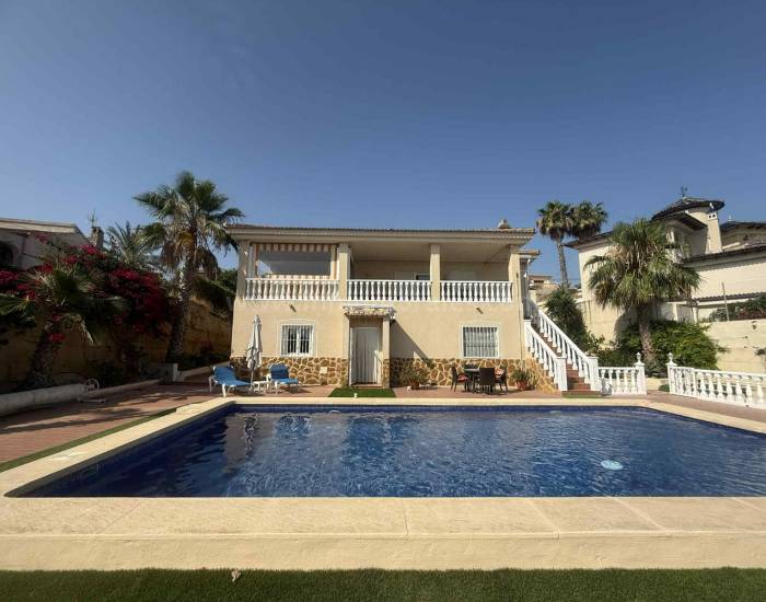 Maison individuelle / Villa - Revente - Almoradí - Almoradí