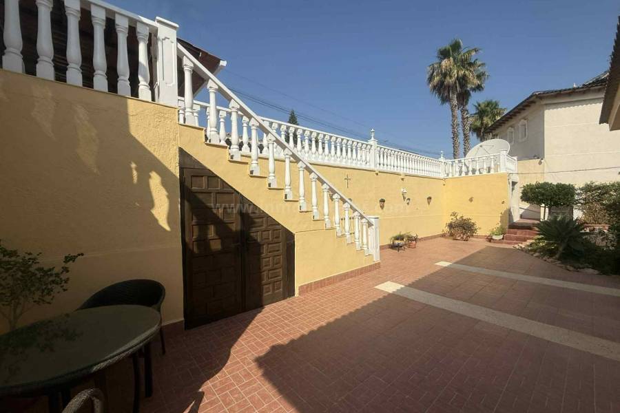 Revente - Maison individuelle / Villa - Almoradí