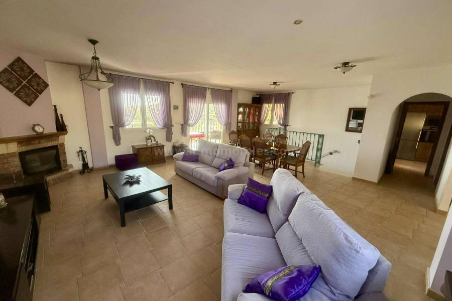 Revente - Maison individuelle / Villa - Almoradí
