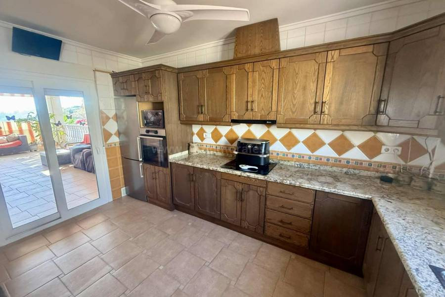 Revente - Maison individuelle / Villa - Almoradí
