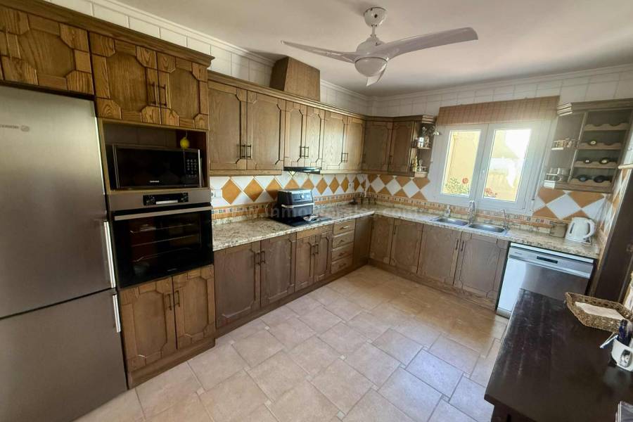 Revente - Maison individuelle / Villa - Almoradí
