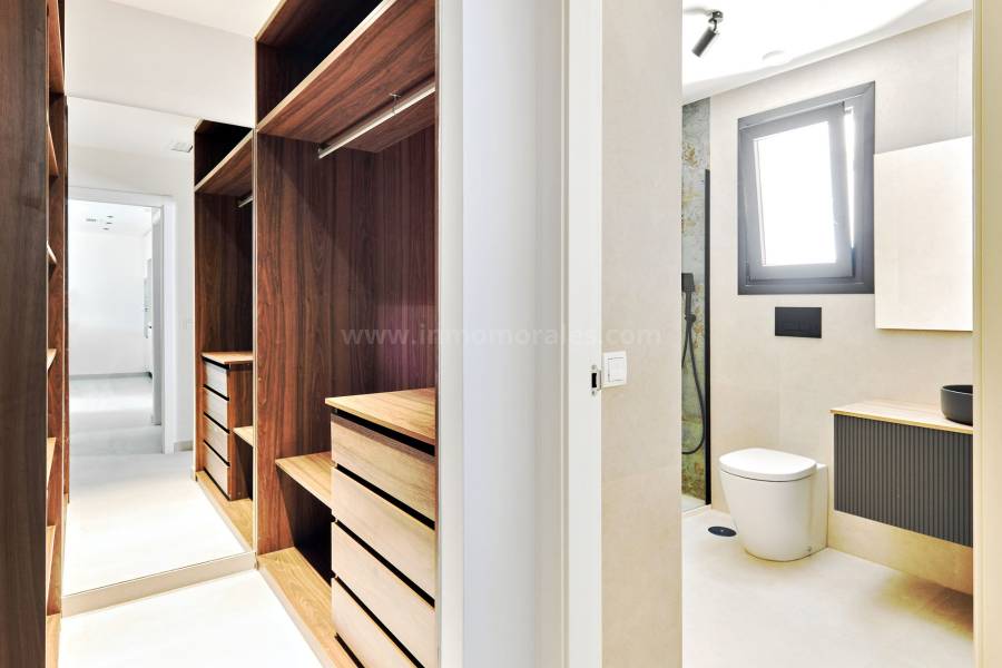 Resale - Apartment  - Torrevieja - La Veleta