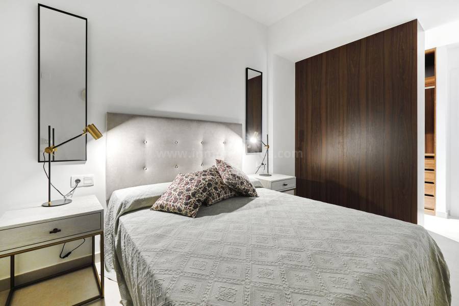 Resale - Apartment  - Torrevieja - La Veleta