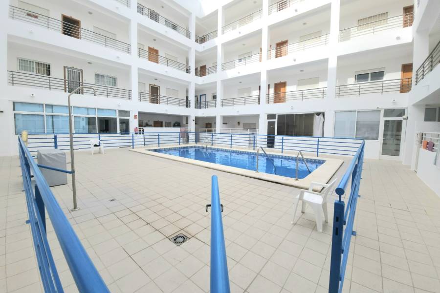 Resale - Apartment  - Almoradí