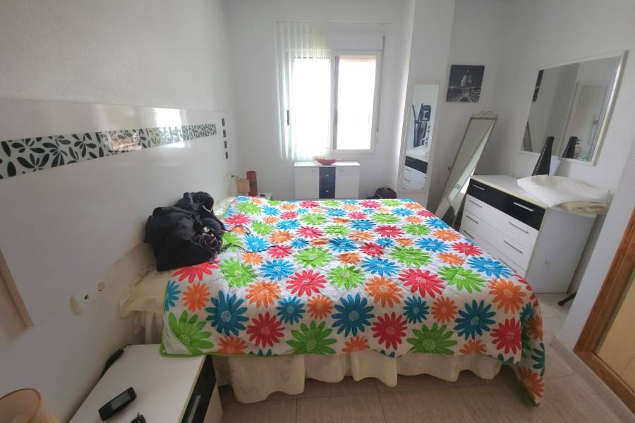 Resale - Apartment  - Almoradí