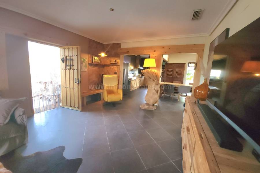 Resale - Country Villa   - Catral