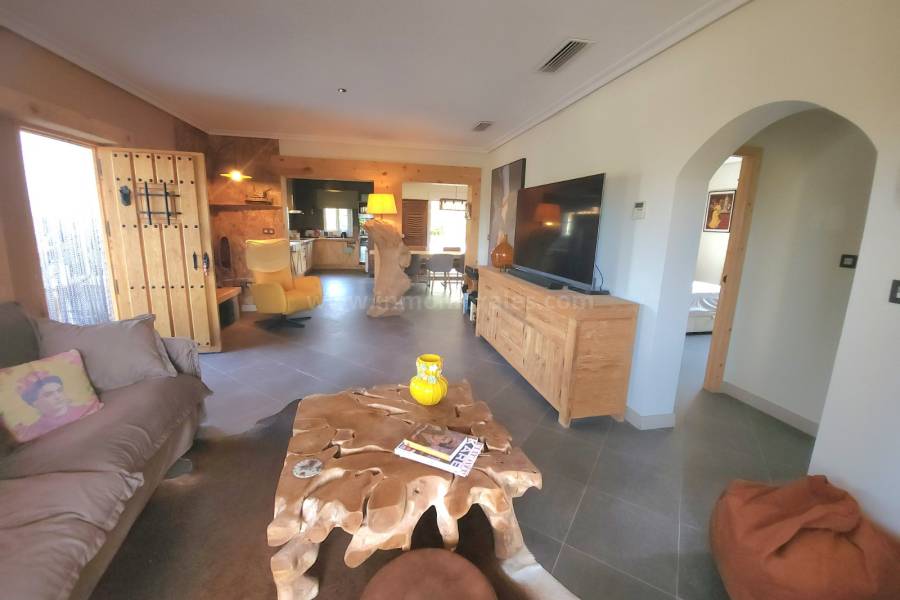 Resale - Country Villa   - Catral