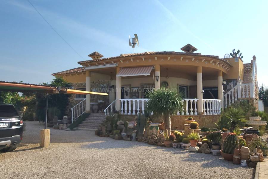 Resale - Country Villa   - Catral