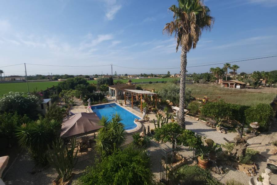 Resale - Country Villa   - Catral