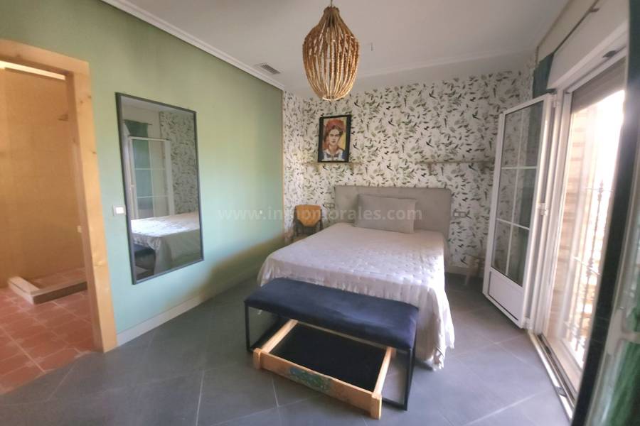 Resale - Country Villa   - Catral