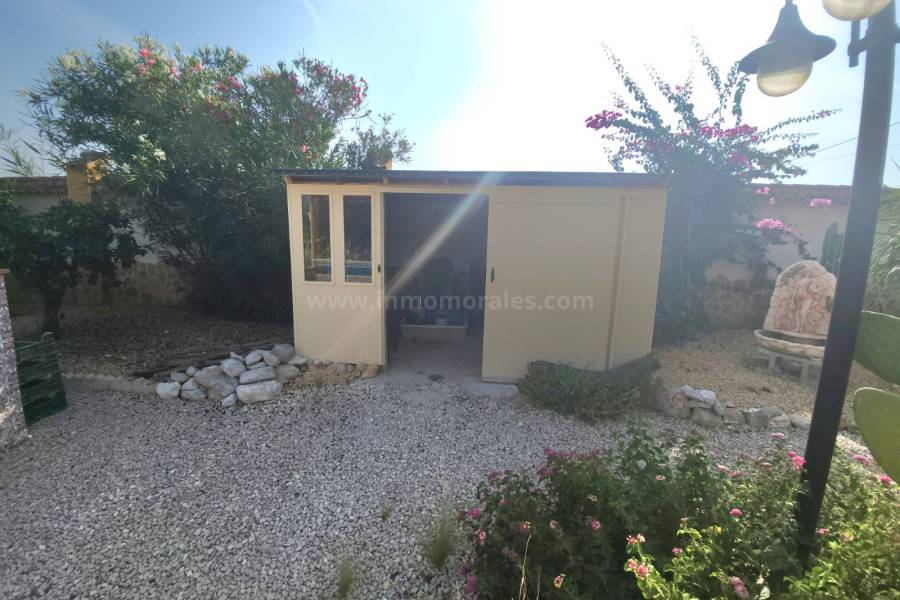 Resale - Country Villa   - Catral