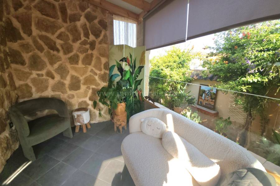 Resale - Country Villa   - Catral