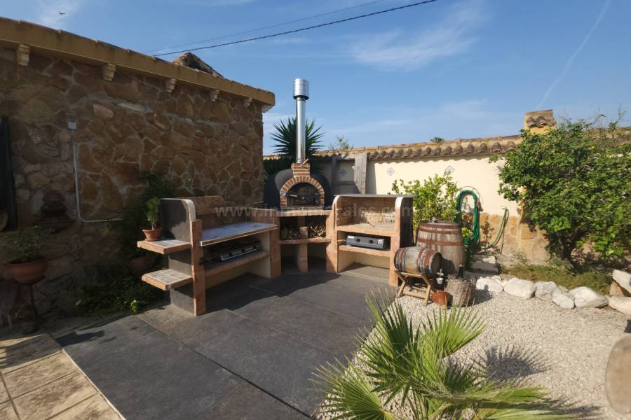 Resale - Country Villa   - Catral
