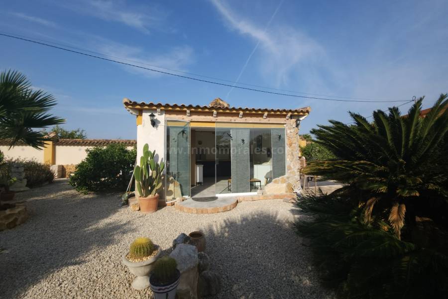 Resale - Country Villa   - Catral
