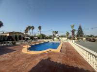 Venta - Villa con anexo - Catral