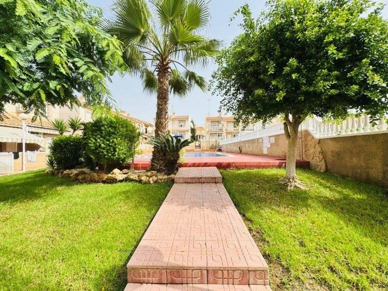 Resale - Duplex - Torrevieja - Aguas Nuevas