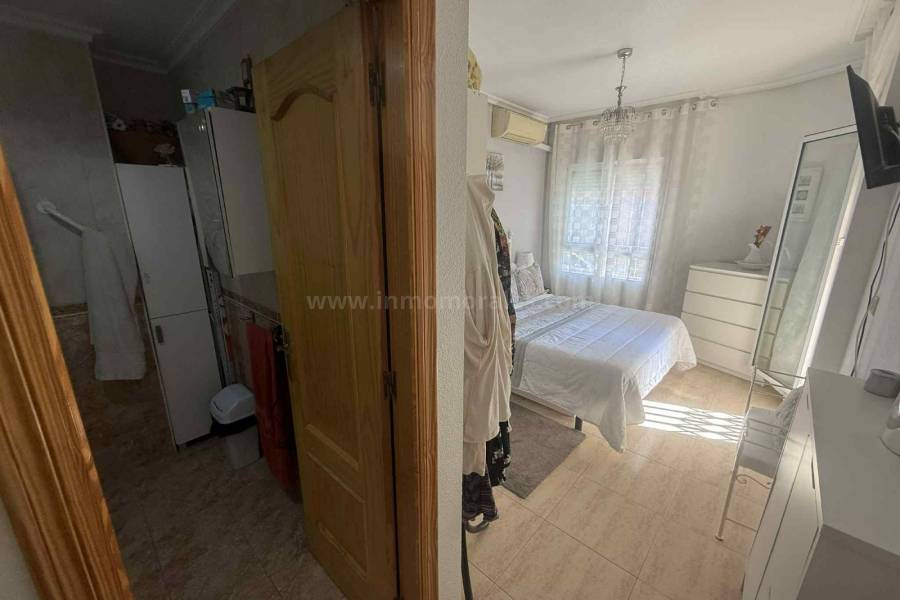 Resale - Apartment  - Almoradí