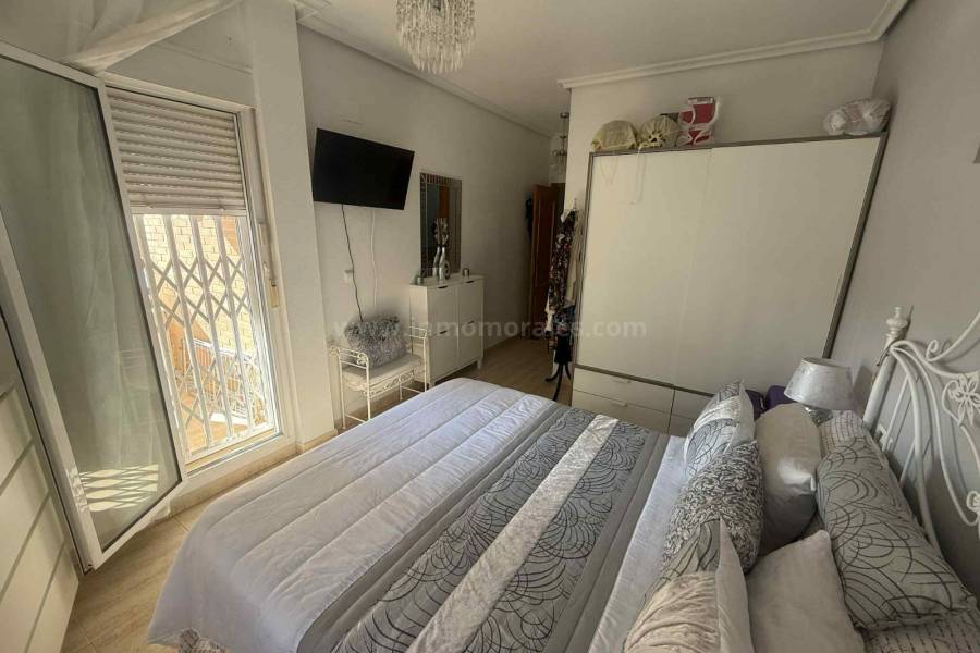 Resale - Apartment  - Almoradí