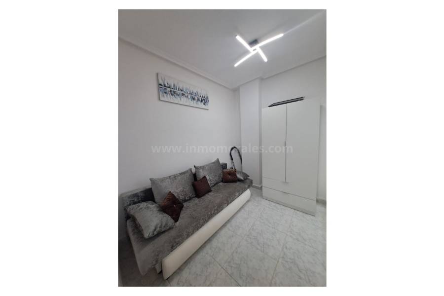 Resale - Apartment  - La Mata