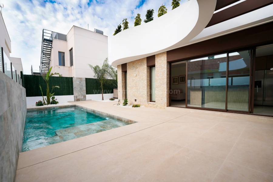 Nueva construcción  - Chalet / Villa - Almoradí