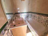 Herverkoop - Villa met bijgebouw - Catral