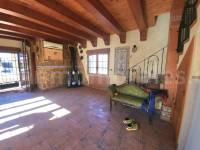 Herverkoop - Villa met bijgebouw - Catral