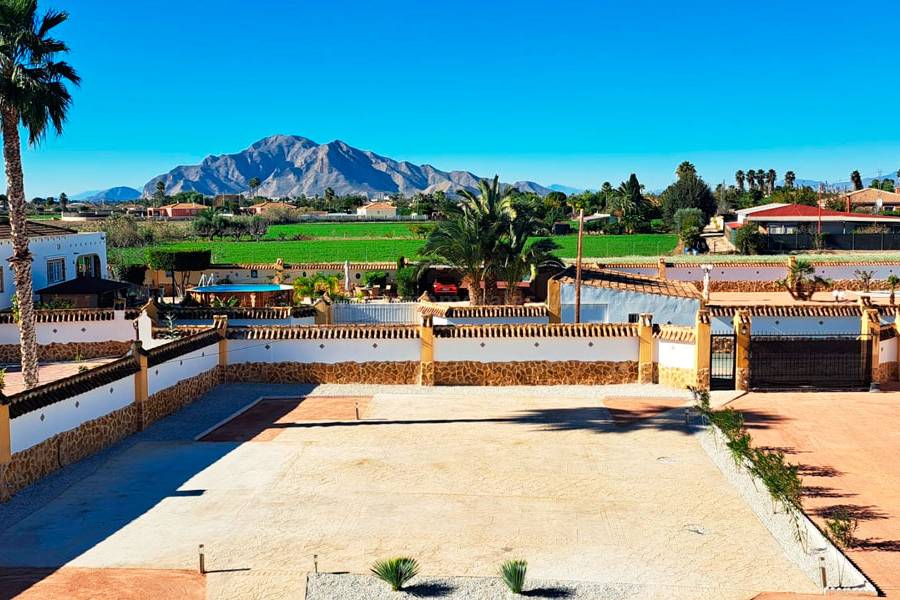 Resale - Country Villa   - Catral