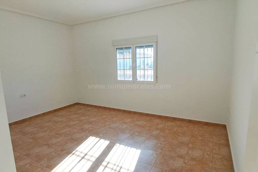 Resale - Country Villa   - Catral