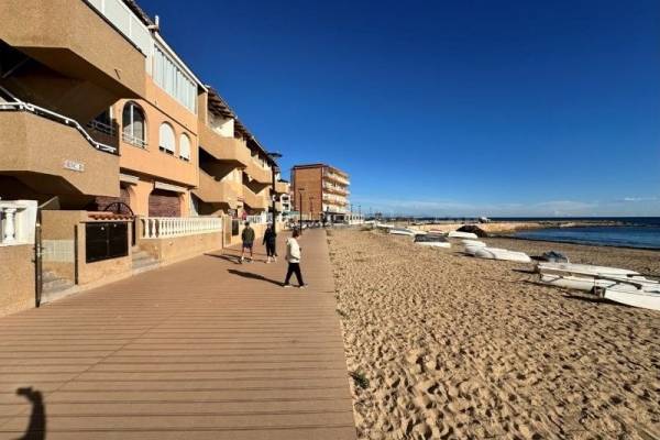 Apartment  - Resale - La Mata - La Mata
