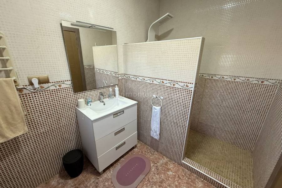 Wiederverkauf - Villa ( Finca ) - Catral