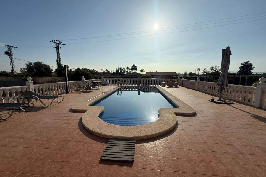 Wiederverkauf - Villa ( Finca ) - Catral