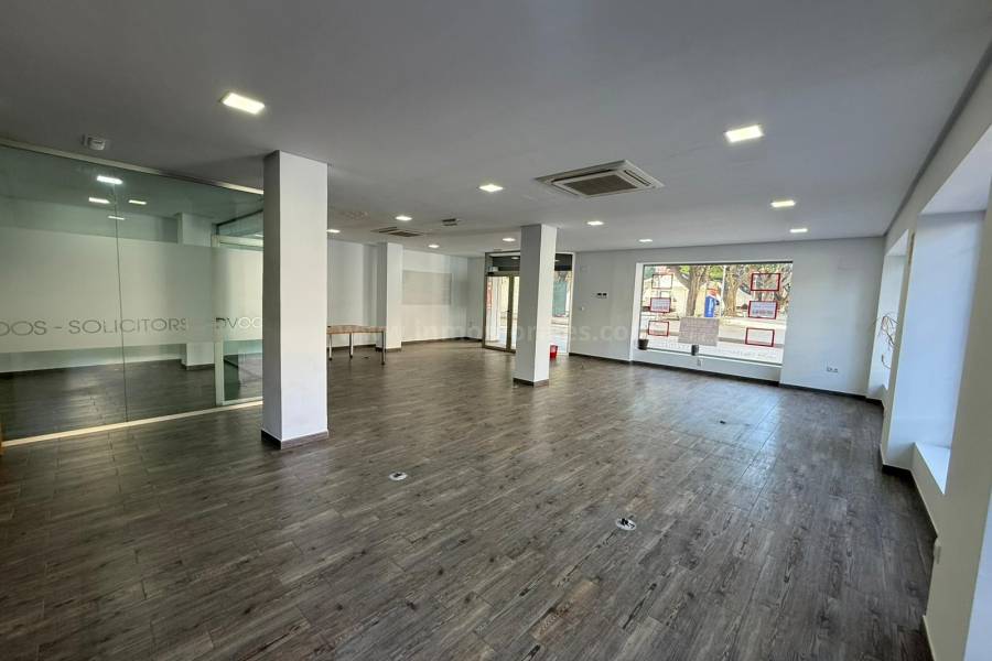 Venta - Local Comercial - Almoradí