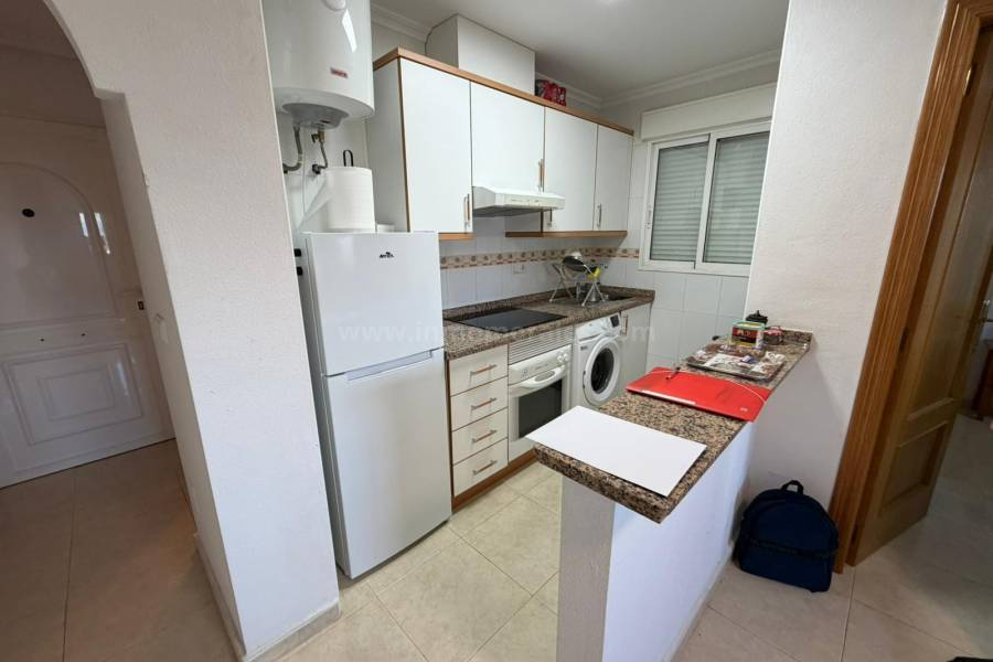 Resale - Apartment  - Guardamar del Segura