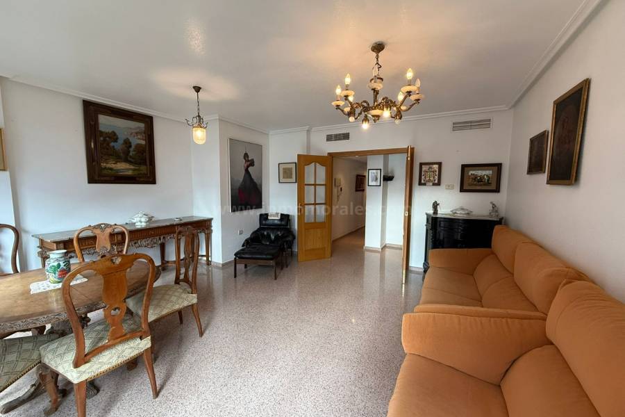 Resale - Apartment  - Almoradí