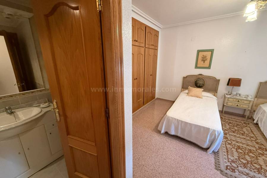 Resale - Apartment  - Almoradí